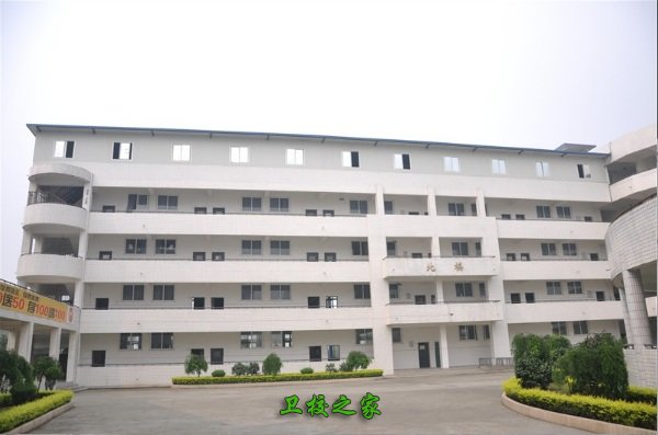 云南林业职业技术学院环境如何？公办还是民办？