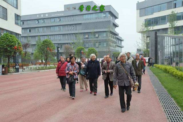 成都市青苏职业中专学校-青苏职中