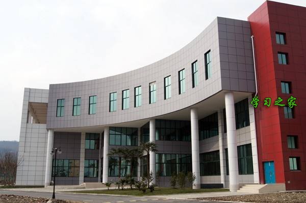 绵阳工业技师学院（四川江油工业学校）