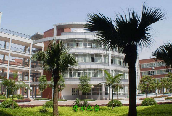 祥云县职业高级中学