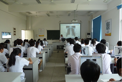 贵阳卫生学校的学费每年多少钱?