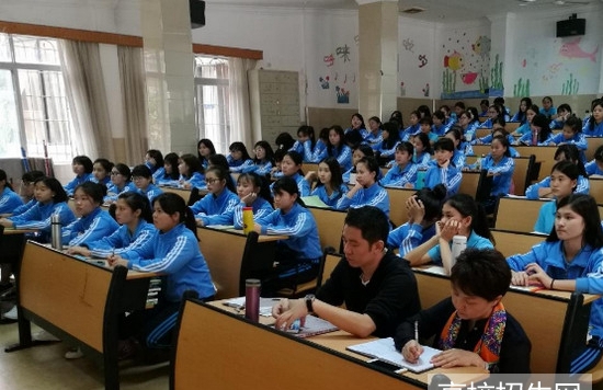 西双版纳职业技术学院