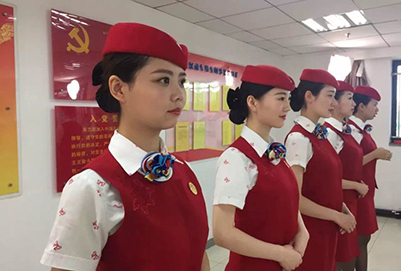 成都铁路学校读乘务专业前景好吗?