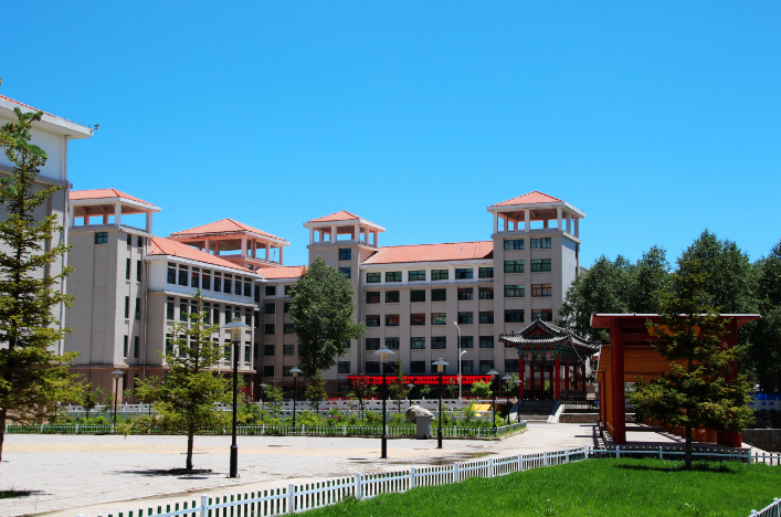 甘肃民族师范学院