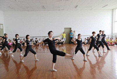 成都幼儿师范学校：男生也可以是幼师