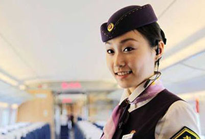 问:如果学习空乘专业都有一些什么福利和好处