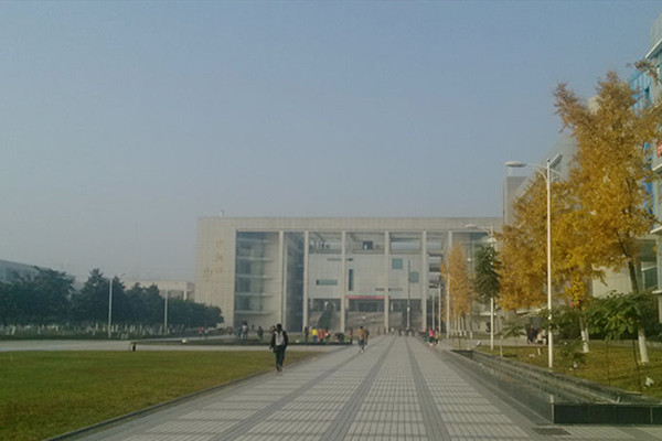 四川现代职业学院 四川现代职业学院