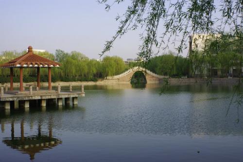 达州经济贸易学校