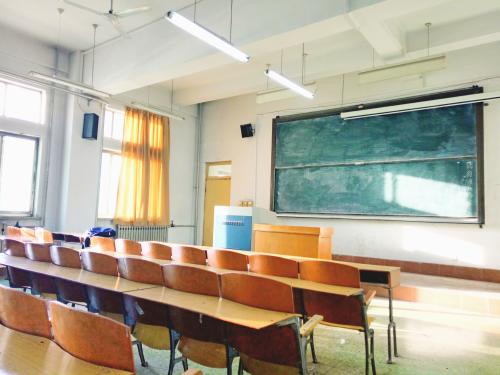 丽江师范高等专科学校 丽江师范高等专科学校