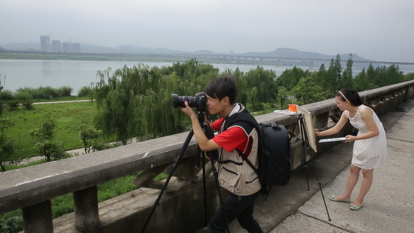四川南充服装学校2020-平面广告设计专业招生(中专大专)_招生信息