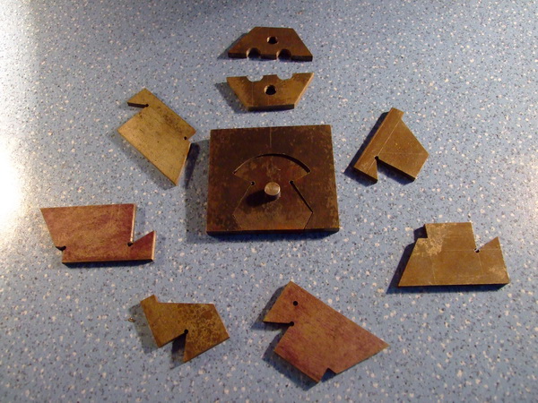 四川南充服装学校2020-机电技术应用招生(中专大专)_招生信息