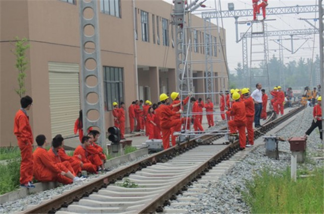 内江铁路机械学校图片、照片