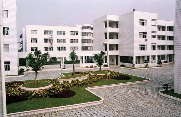 四川育英医养科技技工学校2023年招生简章