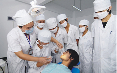 贵阳卫生学校口腔医学专业的就业前景怎么样?