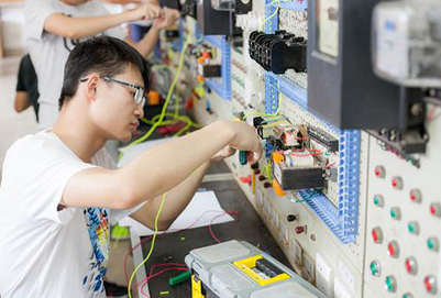 2024年重庆汽修职业技术学校就业保障措施