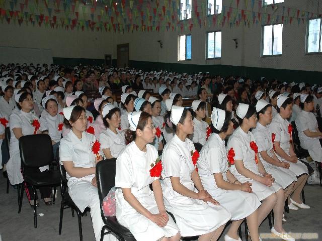 重庆高职护理职业学校哪个好