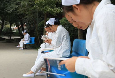 成都铁路卫校2024年招生简章