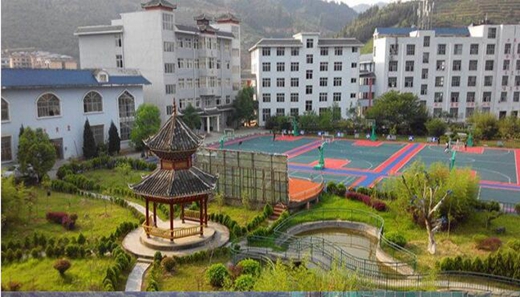 从江职业技术学校怎么样？好不好吗？