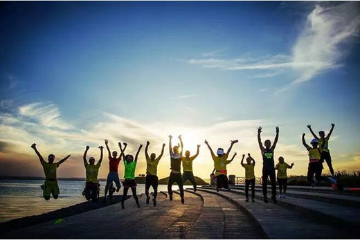 2020年贵阳市长城职业学校报名费学费的收费标准是多少