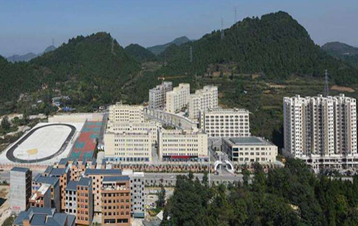 铜仁市中等职业学校学费