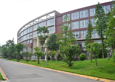 成都格外艺术学校