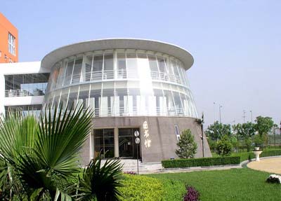 å­¦æ ¡å¾ä¹¦é¦