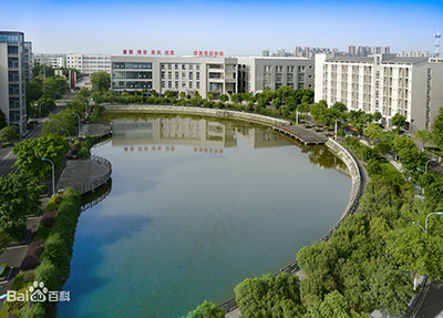 å­¦æ ¡ç¯å¢