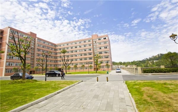 石阡县中等职业学校简介 石阡县中等职业学校简介