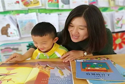 女生学习幼师行业的有什么前途呢