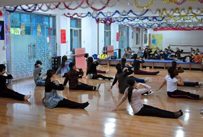 读贵阳幼师师范学校需要走哪些流程