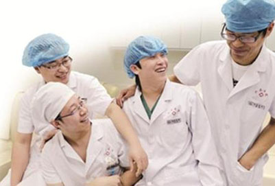 贵阳卫生学校前景怎么样?男生读护理专业好吗?