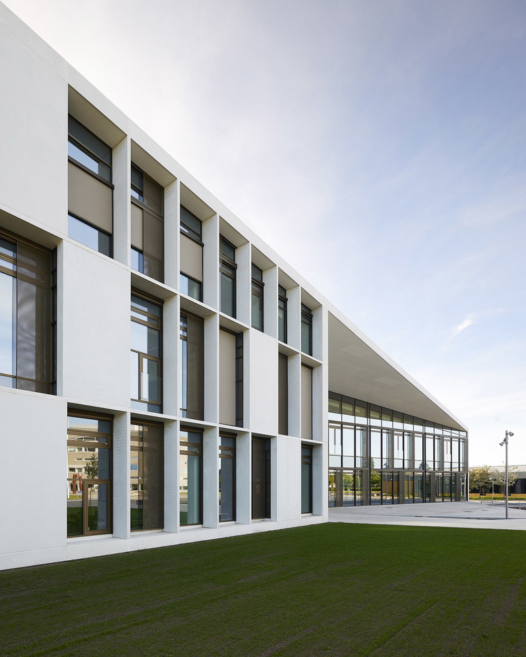 2020年四川省东坡中等职业技术学校学费收费标准 2020年四川省东坡中等职业技术学校学费收费标准