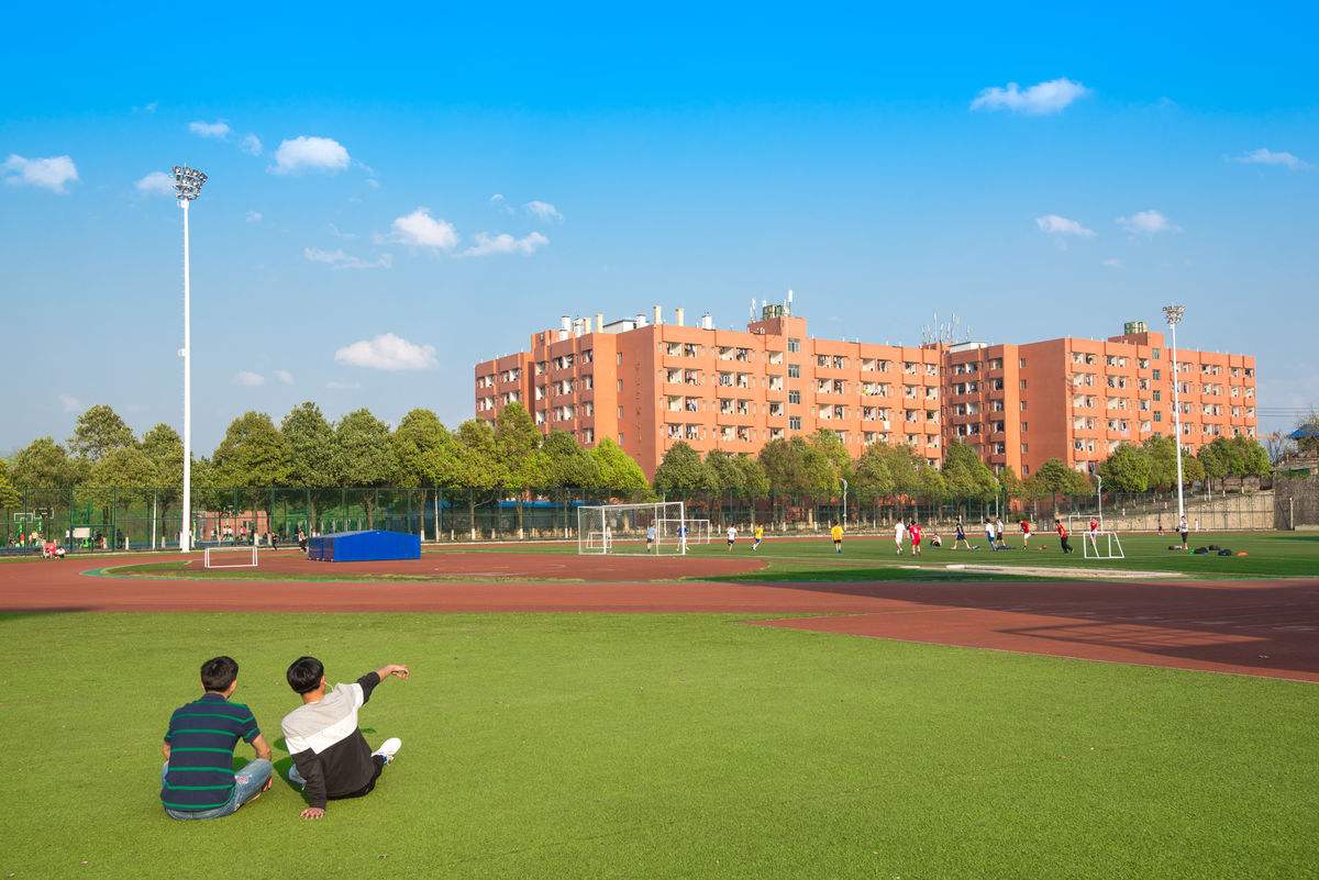 大竹县职业中学2020年校园地址