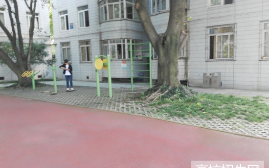 成都城市建设技工学校