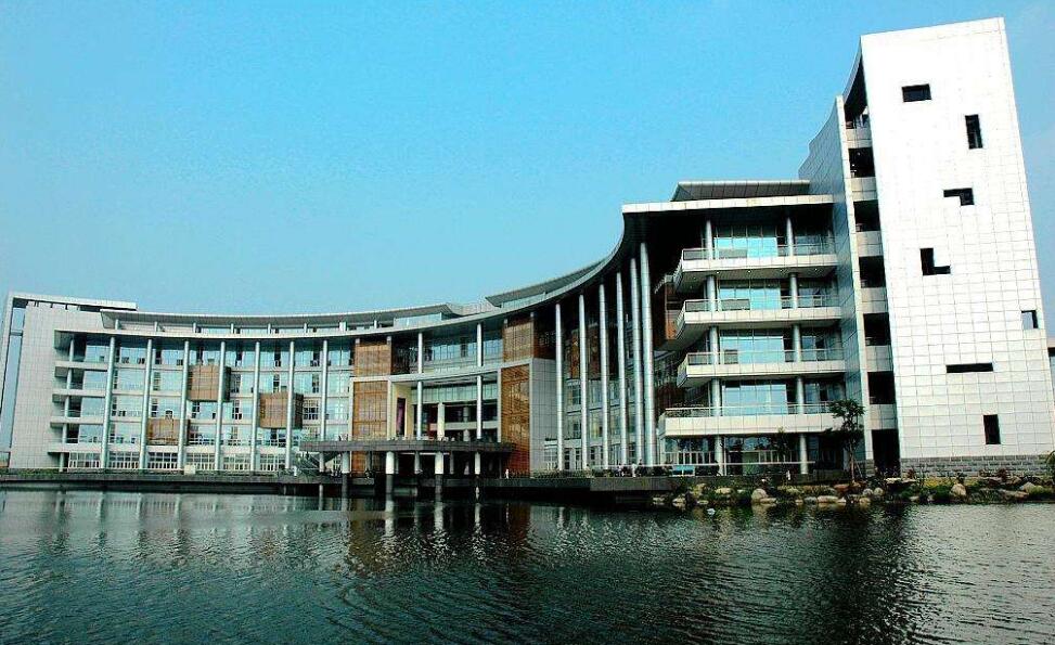 2019年成都郫县希望职业学校开设了哪些专业设置呢？