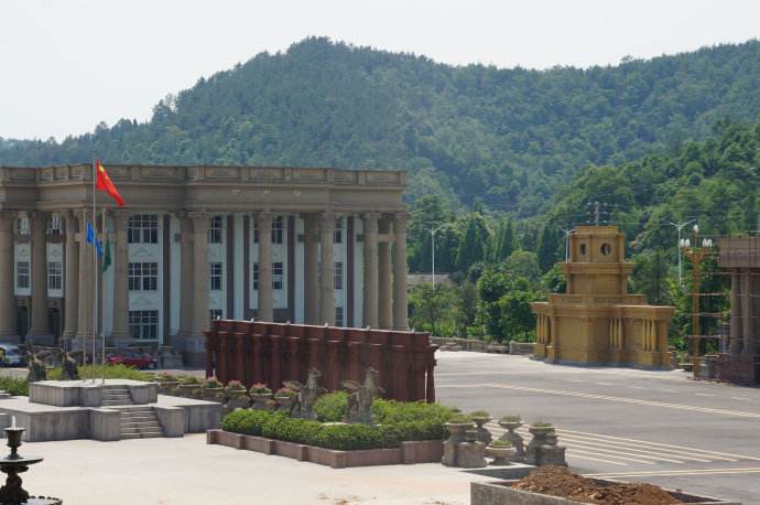 2019年四川文轩职业学院招生办联系电话