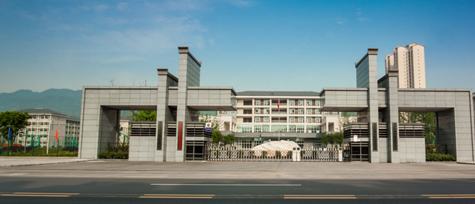 重庆市城市建设技工学校宿舍环境、寝室环境