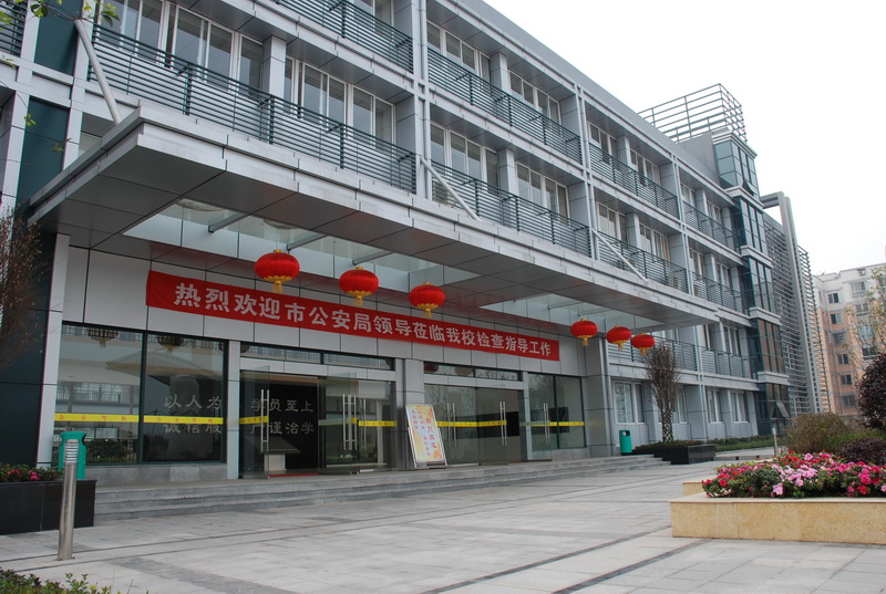 重庆市公共交通技工学校环境、宿舍环境、寝室环境、图片