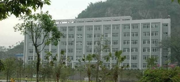 重庆益民技工学校环境、宿舍环境、寝室环境、图片