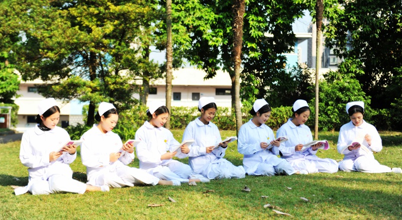 重庆知行卫校学校