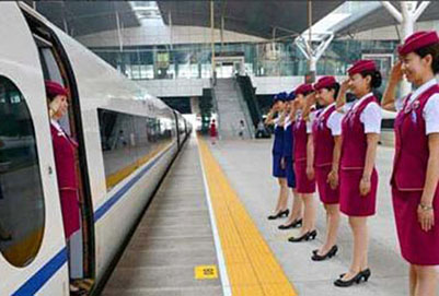 重庆铁路学校运营安检专业—女生最好的铁路专业选择!