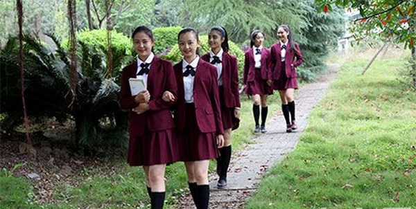 重庆女子职业高级中学旅游服务与管理