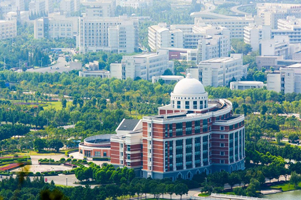 重庆渝中区有哪些公办卫校大学呢？