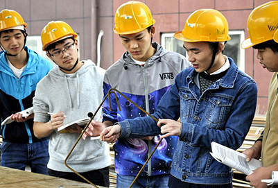 重庆建筑高级技工学校论建筑业发展带你看专业优势