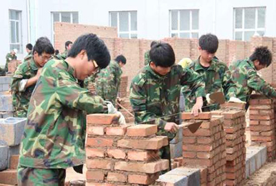 重庆市职业学校有建筑专业吗?