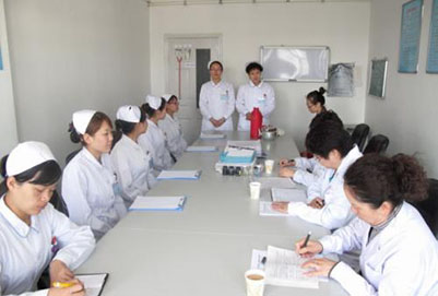 初中生能到重庆卫校学习护理专业吗