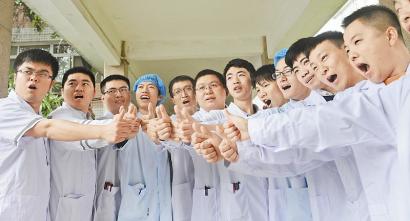 重庆卫校的学生读护理专业好找工作
