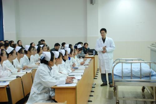 重庆高级涉外护理专业就业方向有哪些