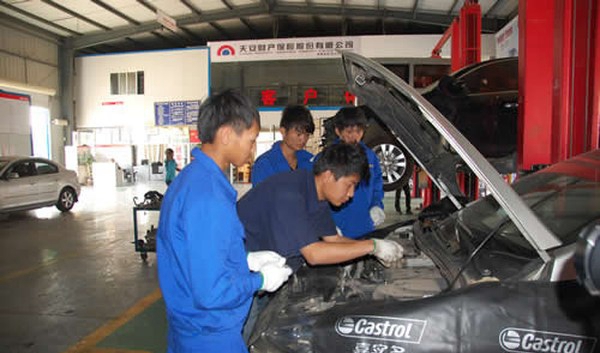 蒙自市职业高级中学汽车运用实训 蒙自市职业高级中学汽车运用实训