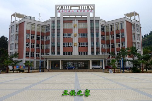 云南锡业职业技术学院师资如何，办学特色是什么
